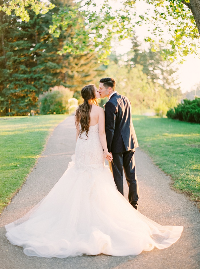 Calgary Wedding Photographers | Justine Milton Photography | Destination Wedding Photographer | The Lake House Wedding Calgary