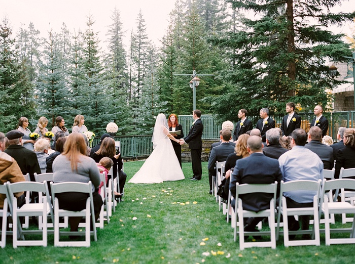 Calgary Wedding Photographers | Rimrock Banff Wedding | Justine Milton Photography