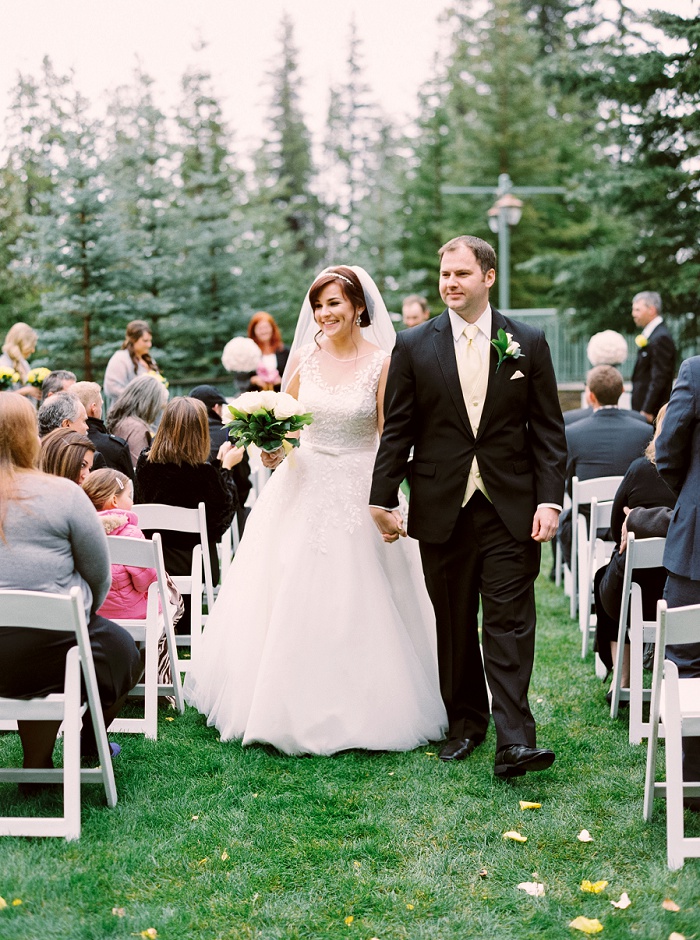 Calgary Wedding Photographers | Rimrock Banff Wedding | Justine Milton Photography