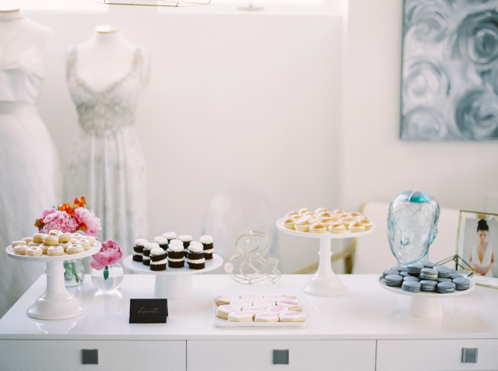 Photography Workshop | Calgary Wedding Photographers | Pearl & Dot Bridal Boutique | Welcome Dinner