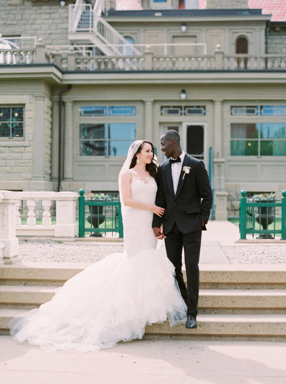 Calgary Wedding Photographers | Wedding Photography | Downtown Wedding | City Wedding | Gorgeous Wedding Couple