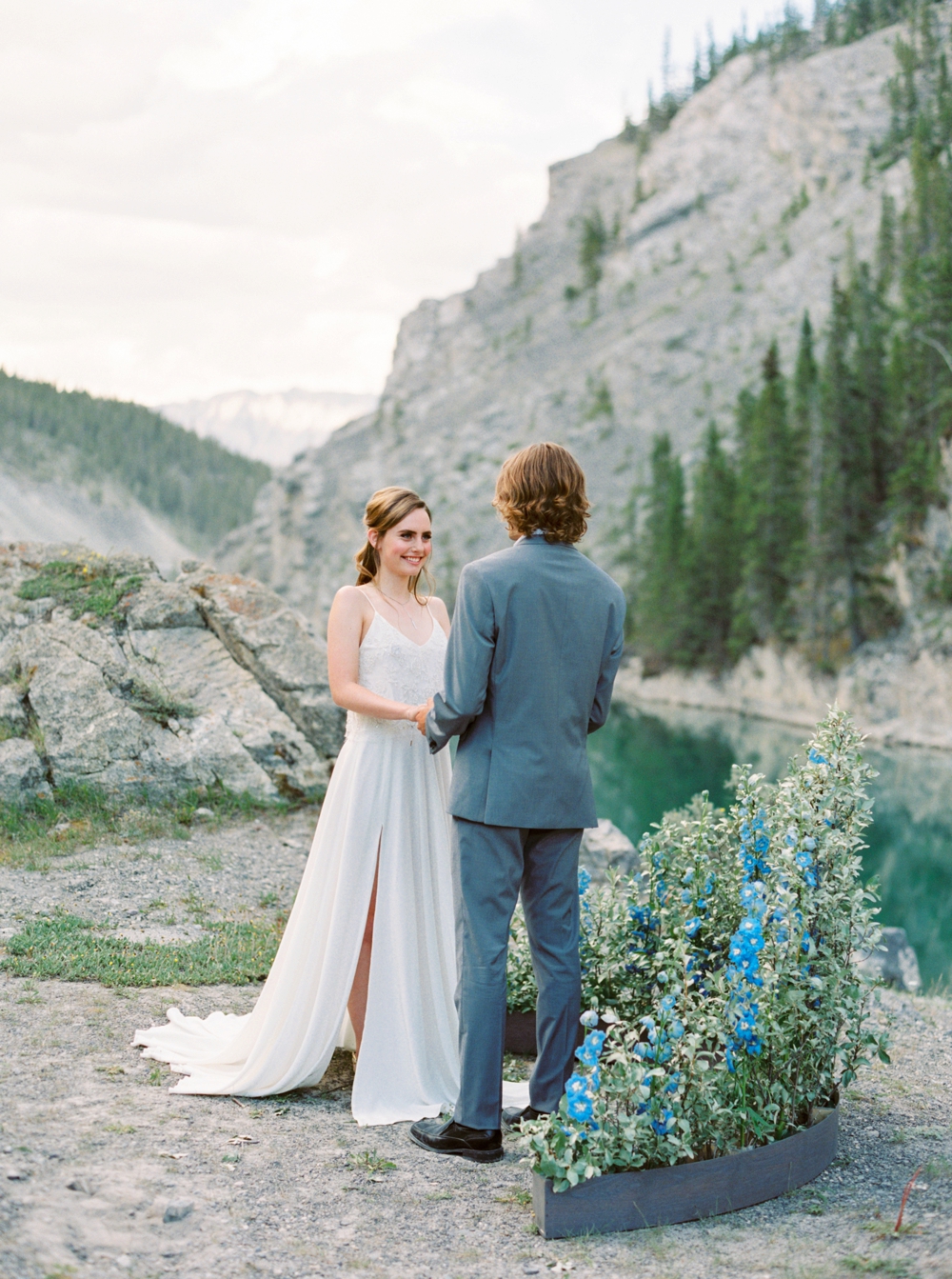 Calgary Wedding Photographer_4040.jpg