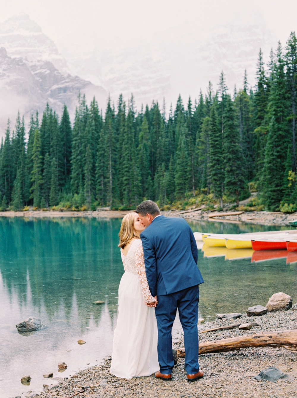 Moraine Lake Anniversary Session | Calgary Wedding Photographers | Banff Wedding Photography | Engagement Session | Rocky Mountains