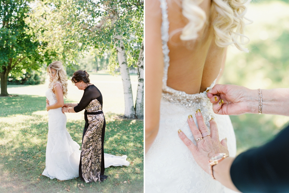 Calgary Wedding Photographers | Toronto Wedding Photography | Barn Wedding | Elegant Rustic Wedding