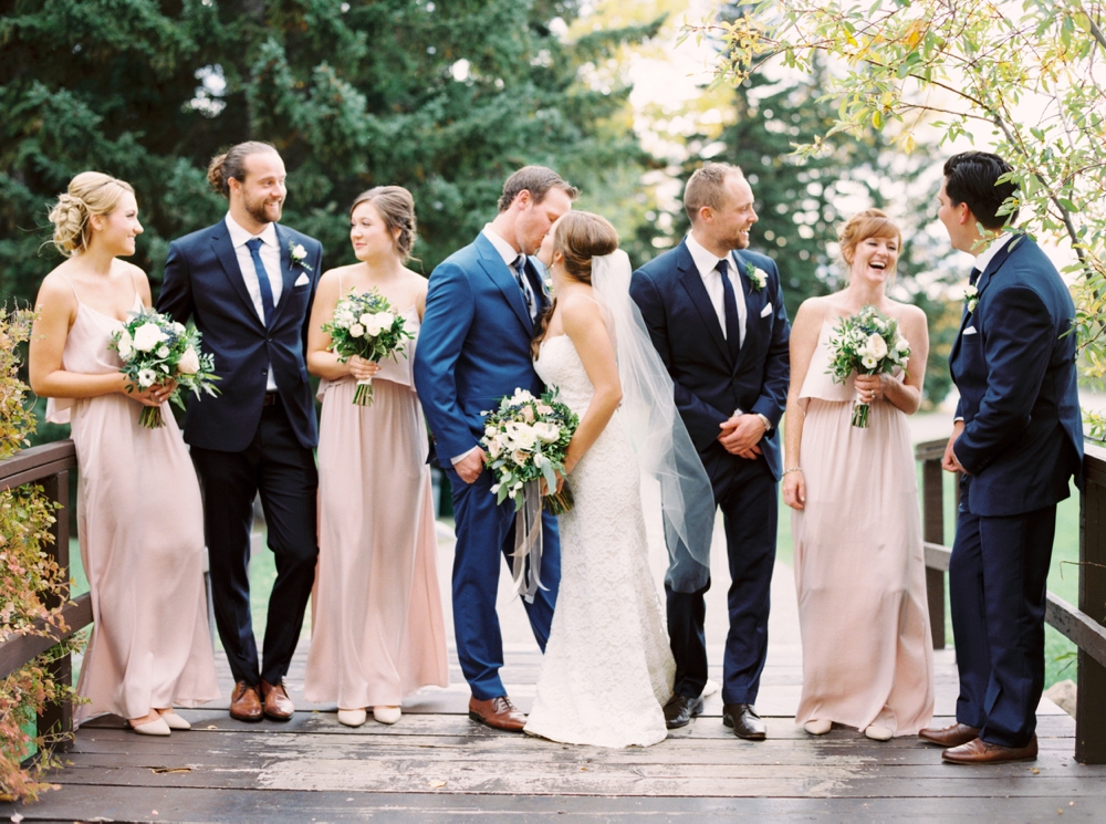 Calgary wedding photographers | scottish wedding | the lake house calgary wedding | fine art film photographers | fall september wedding