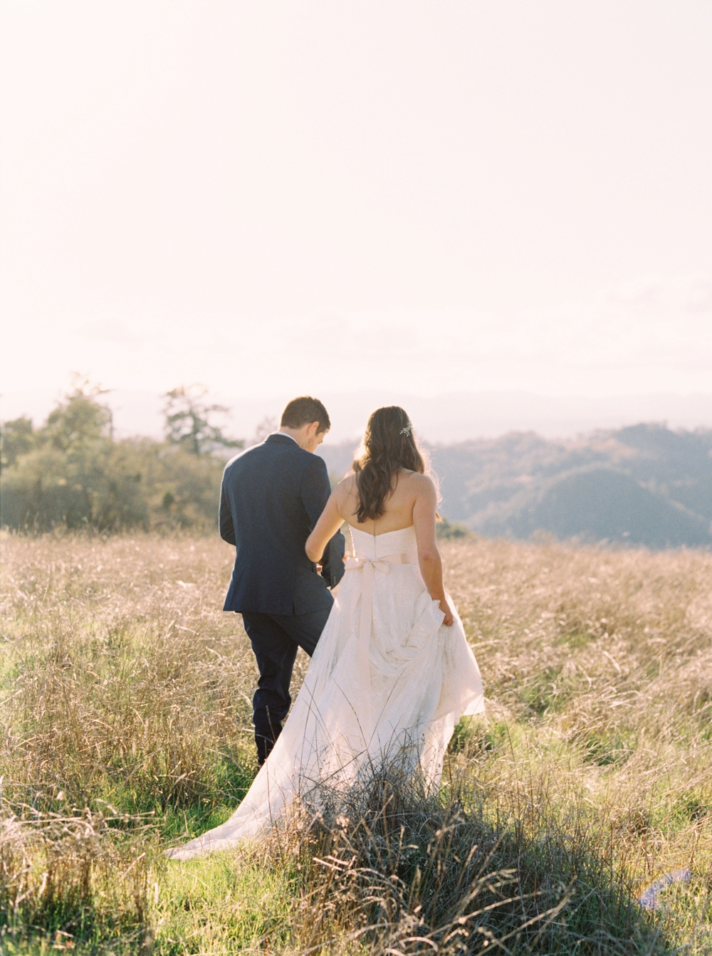 California Wedding Photographer Soda Rock Winery | Sonoma Wedding | Fall Wedding | Calgary wedding photography | Fine art film photographers | Justine Milton Photography