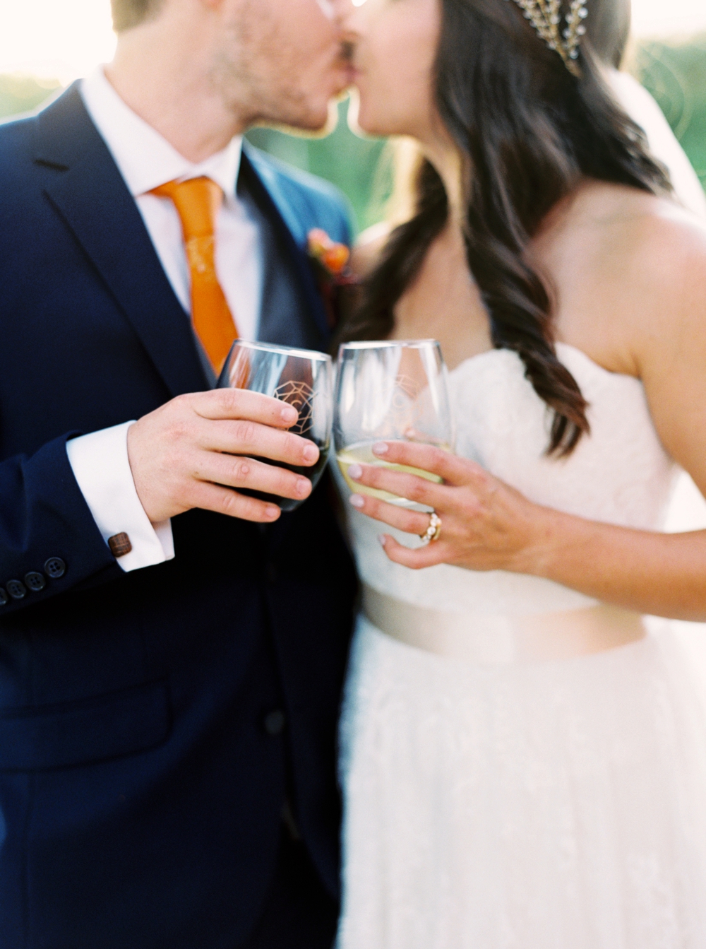 California Wedding Photographer Soda Rock Winery | Sonoma Wedding | Fall Wedding | Calgary wedding photography | Fine art film photographers | Justine Milton Photography