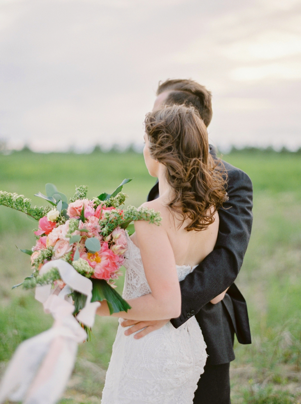 Edmonton wedding photographers | pink bridal bouquet | galia lahav wedding dress inspiration | Justine Milton fine art film wedding photographer