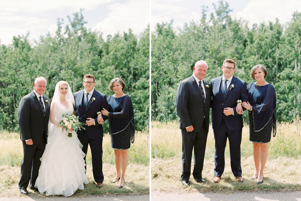 Calgary wedding photographers | The lake house wedding | Family formals | Justine Milton Photography
