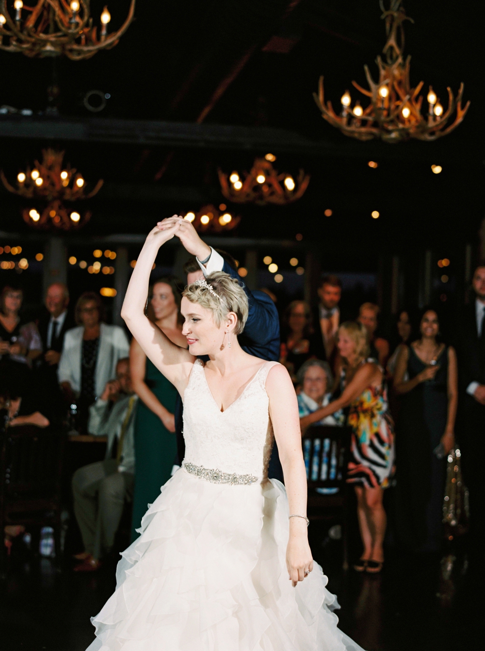 Calgary wedding photographers | The lake house wedding | Wedding Reception | Justine Milton Photography