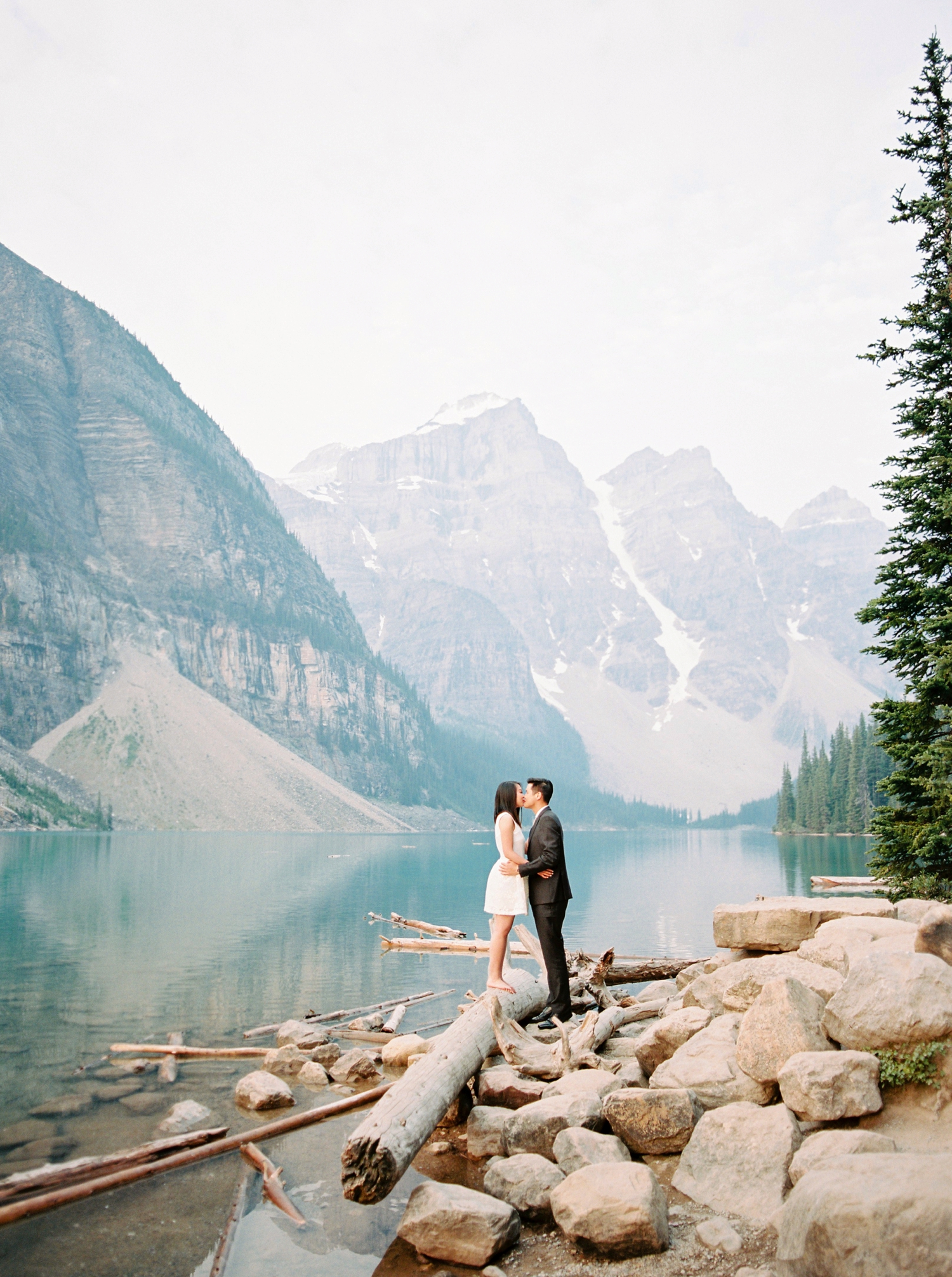 Banff Lake Louise wedding photographers | Engagement Session | Moraine Lake | Justine Milton Fine Art Film Photography