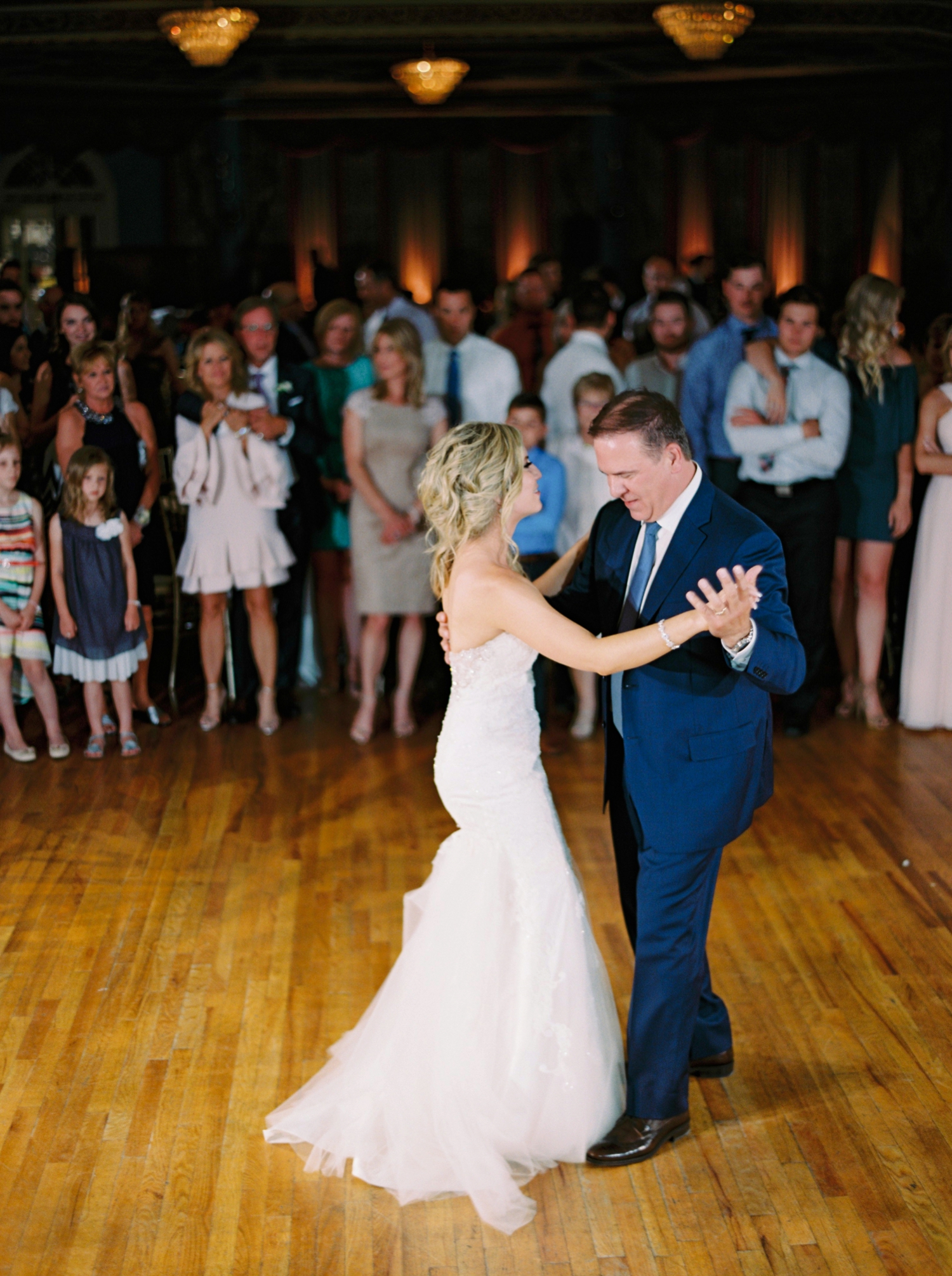 Fairmont Banff Springs Hotel wedding photographers | Justine Milton Fine Art Film Photography | Cascade Ballroom Wedding Reception | Lynn Fletcher Weddings Decor