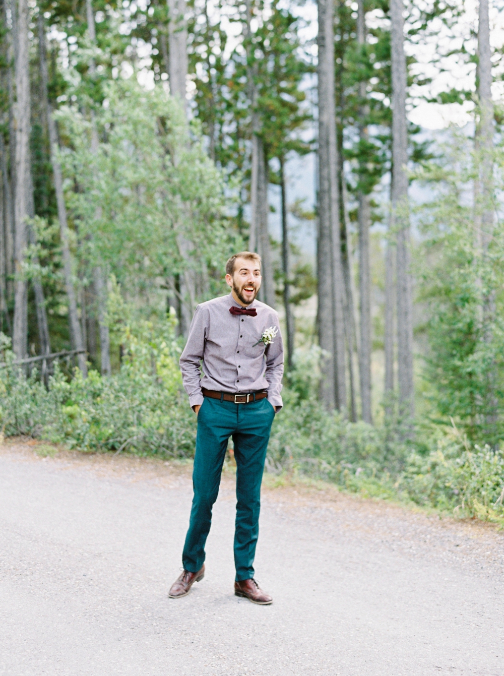 Calgary Canmore and Banff Rocky Mountain Wedding Photographer | Kananaskis Mountain Intimate wedding elopement | Justine Milton Photography | First Look Reaction
