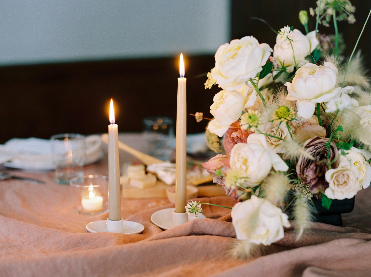 Charleston wedding photographer | anniversary dinner | fine art film photography | Calgary Wedding Photographers | Calgary couples photographer | Justine Milton Photography | decor | flowers | candles