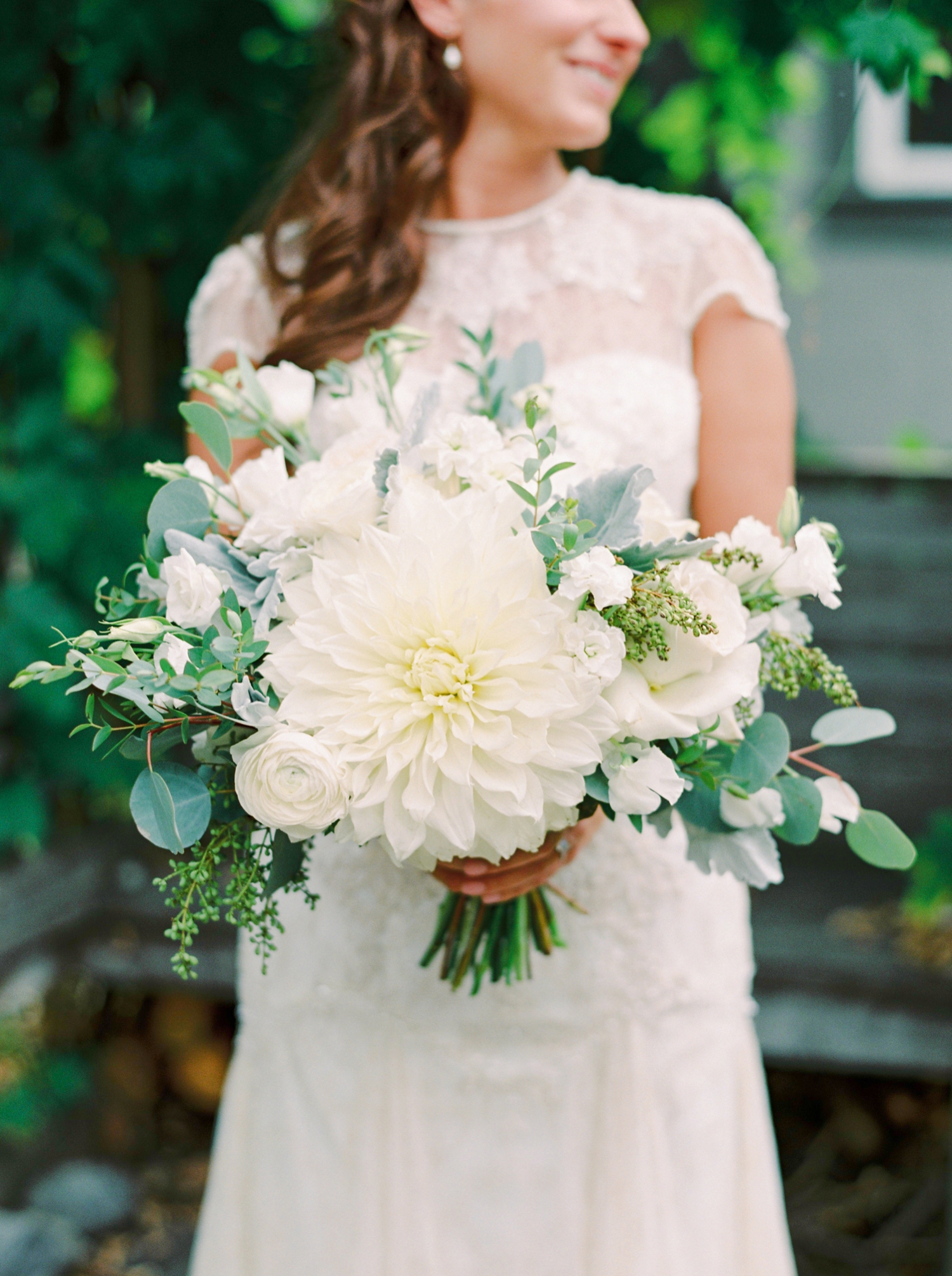 Calgary wedding photographers | fine art film | Justine Milton Photography | wedding inspiration | wedding dress | bouquet