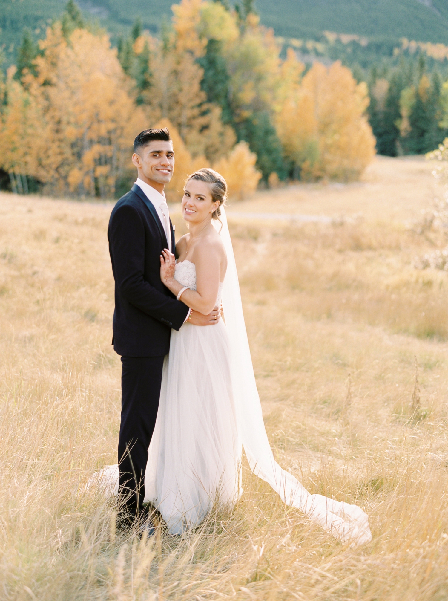 Calgary wedding photographers | fine art film | Justine Milton Photography | canmore wedding photographers | bride and groom portraits