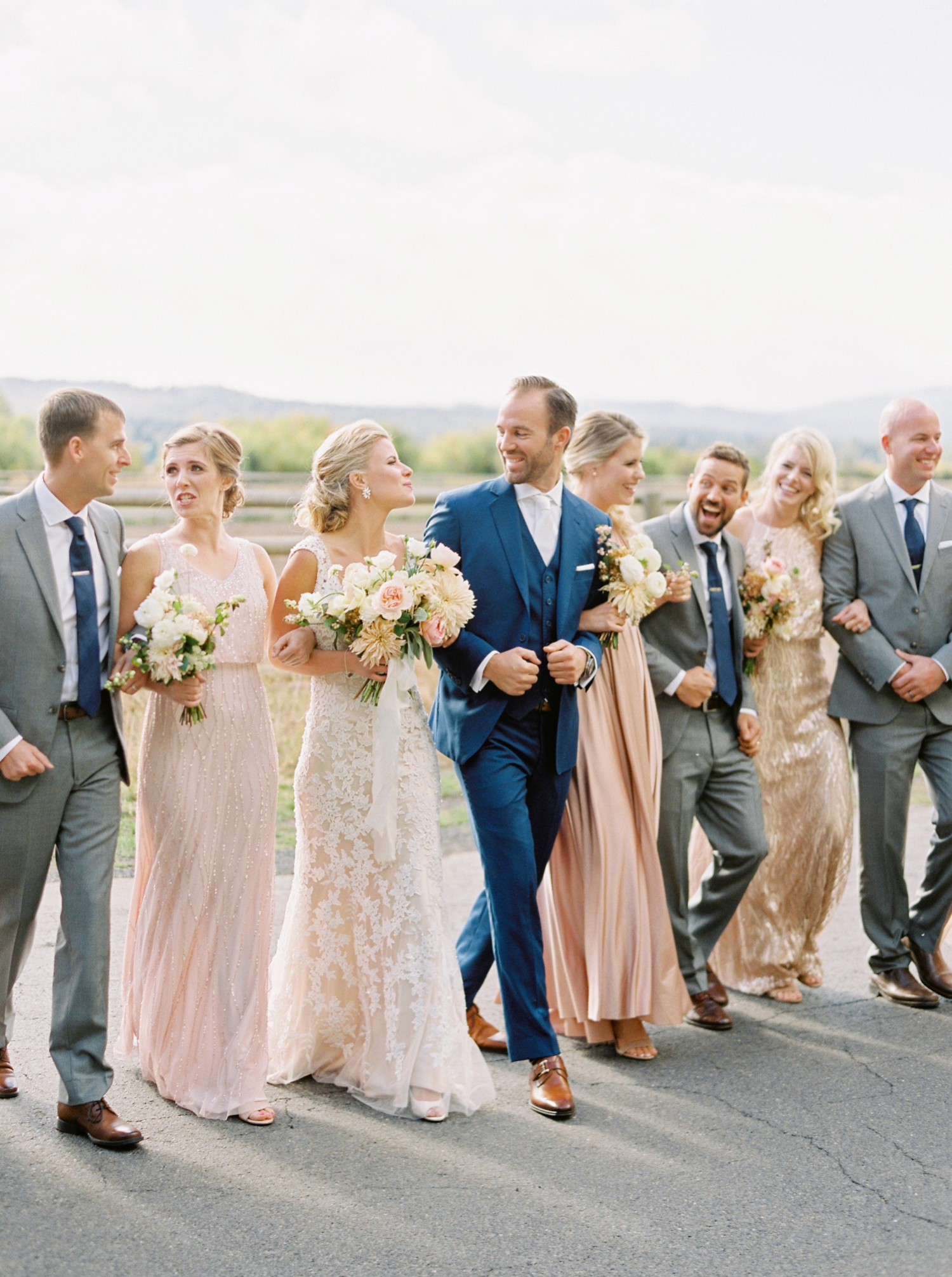 Calgary wedding photographers | oregon wedding photographers | fine art film | Justine Milton Photography | oregon wedding | bride and groom portraits | wedding party