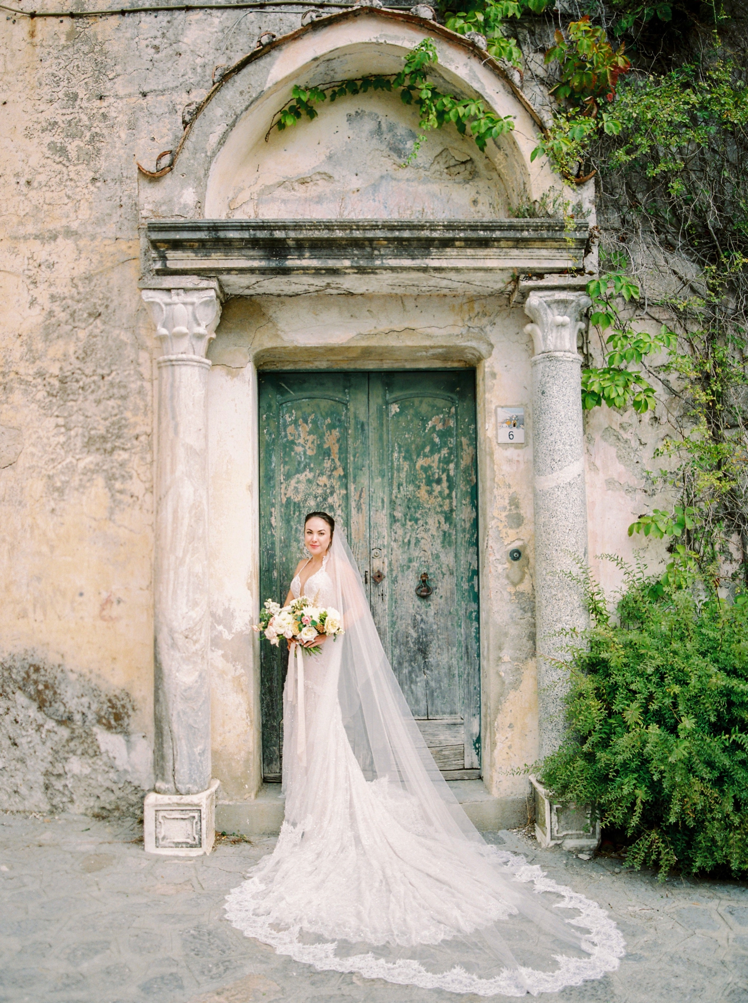 Ravello Italy Amafli Coast destination wedding photographers | english speaking wedding photographer in Italy | Justine Milton Photography | bridal portraits