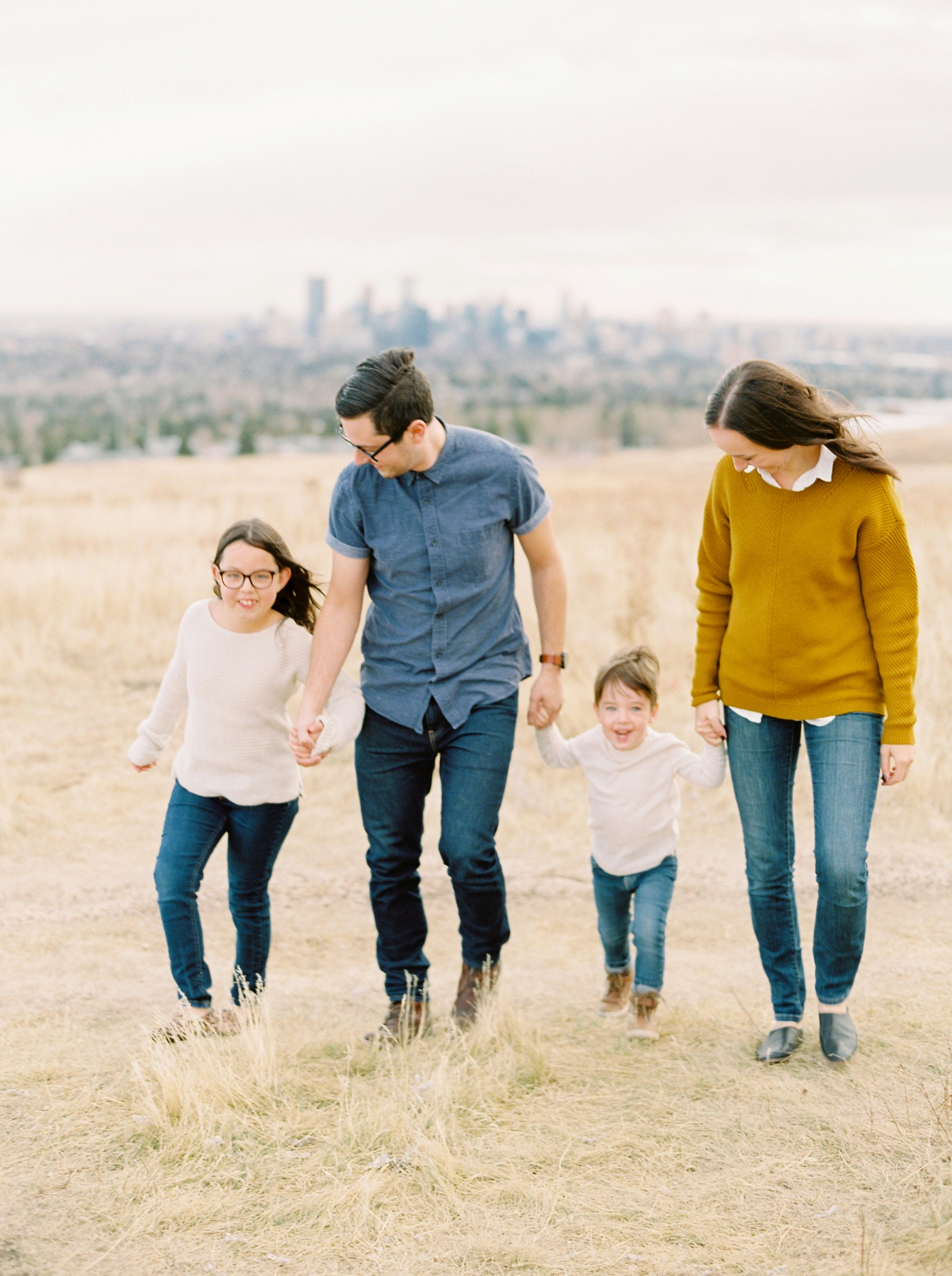 Fall family photographers | Calgary fine art family photographer | Justine Milton Photography