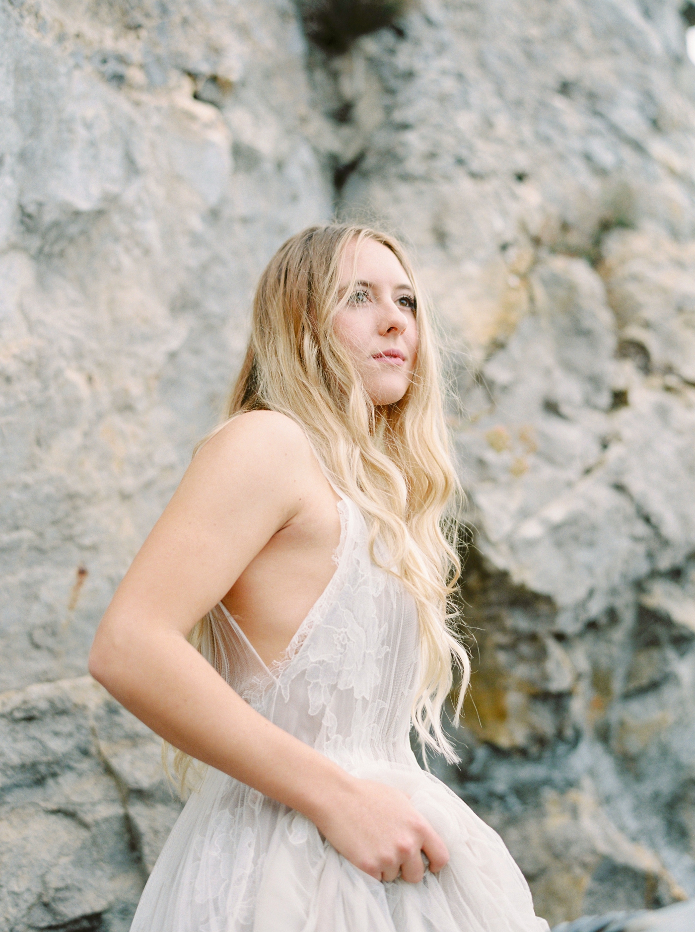 Positano Bridal Session | Amalfi Coast Wedding Photographers | Samuelle Couture Wedding Dress | Justine Milton Photography
