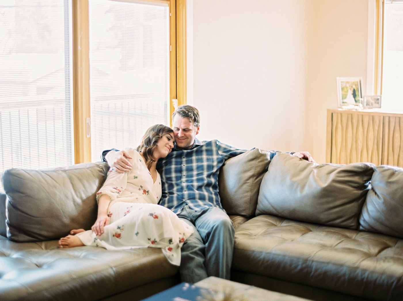 in home lifestyle session | calgary wedding photographers | justine milton photography