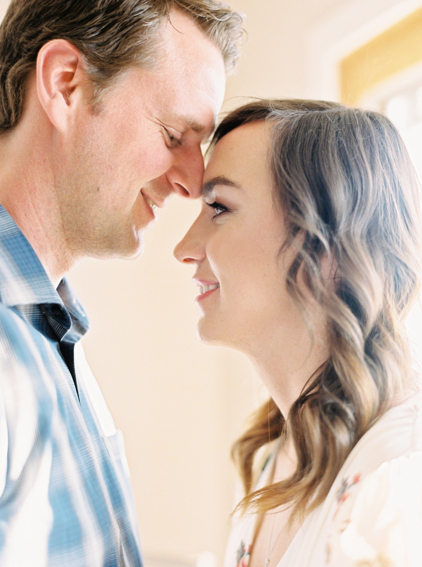 in home lifestyle session | calgary wedding photographers | justine milton photography