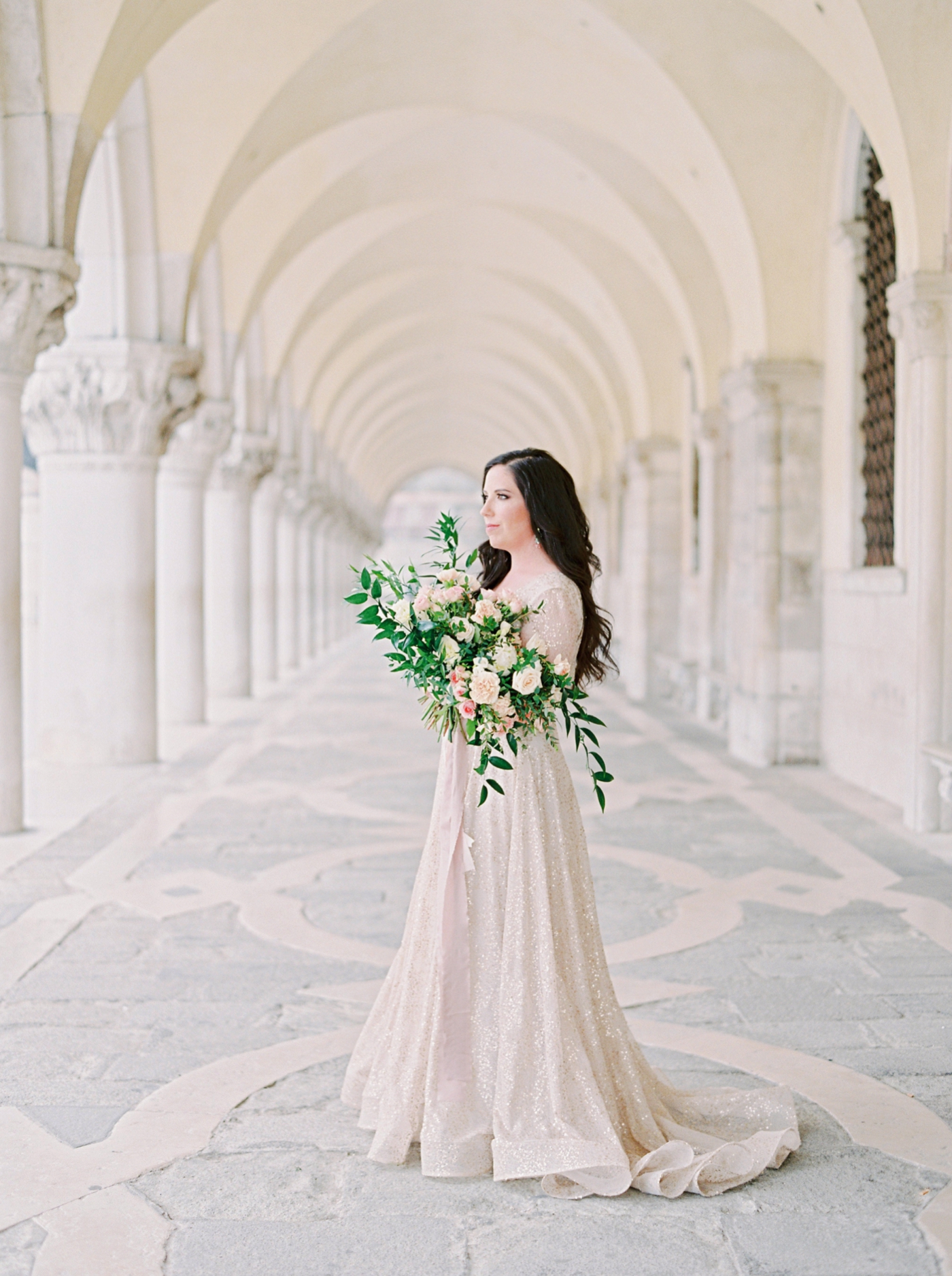 Venice italy wedding photographers | long sleeve wedding dress | italy vow renewal | justine milton fine art film photographer | bridal portraits bridal bouquet