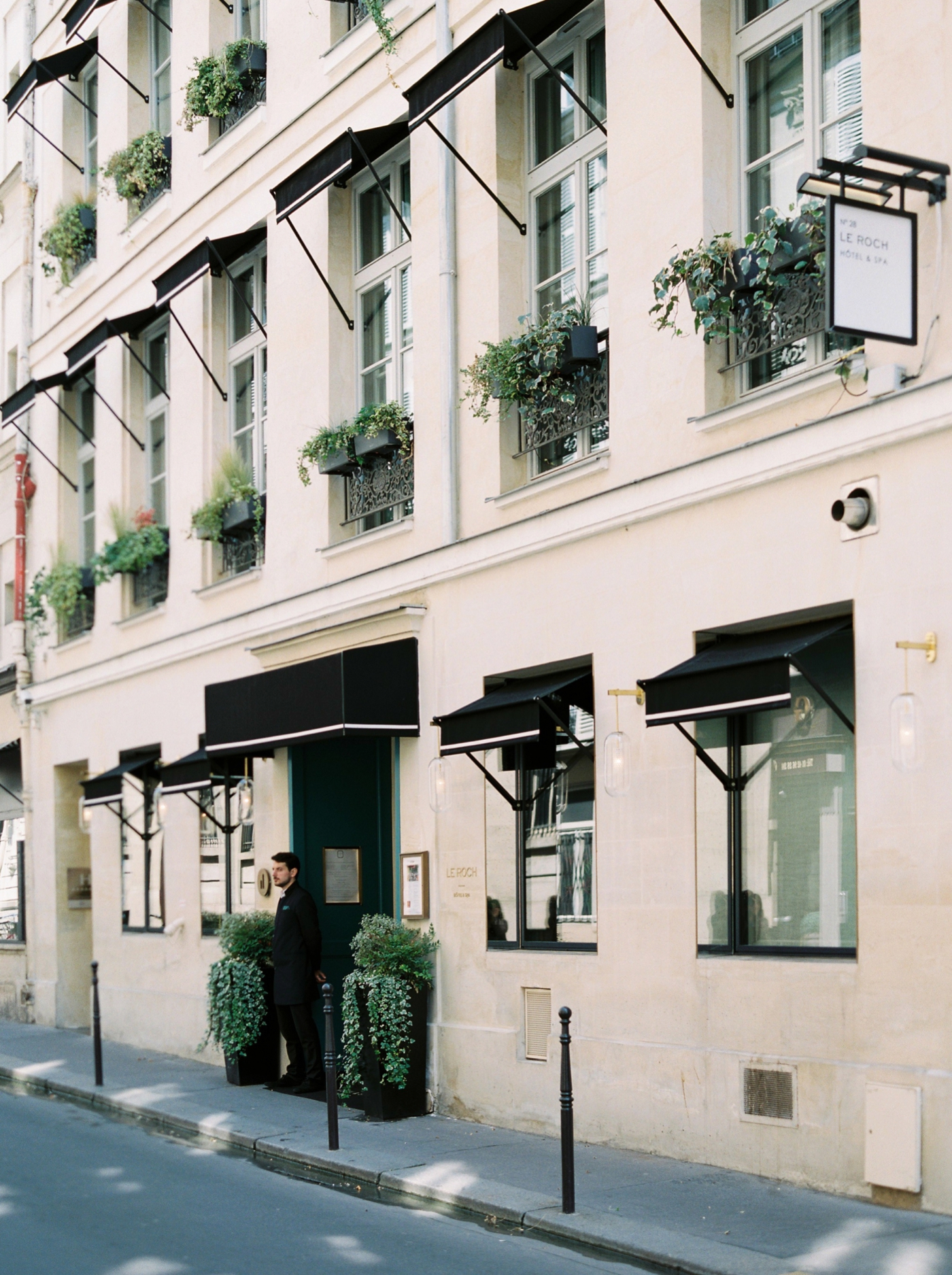 Le Roche Hotel Paris | Commercial and interior photographers | Justine milton film photographer