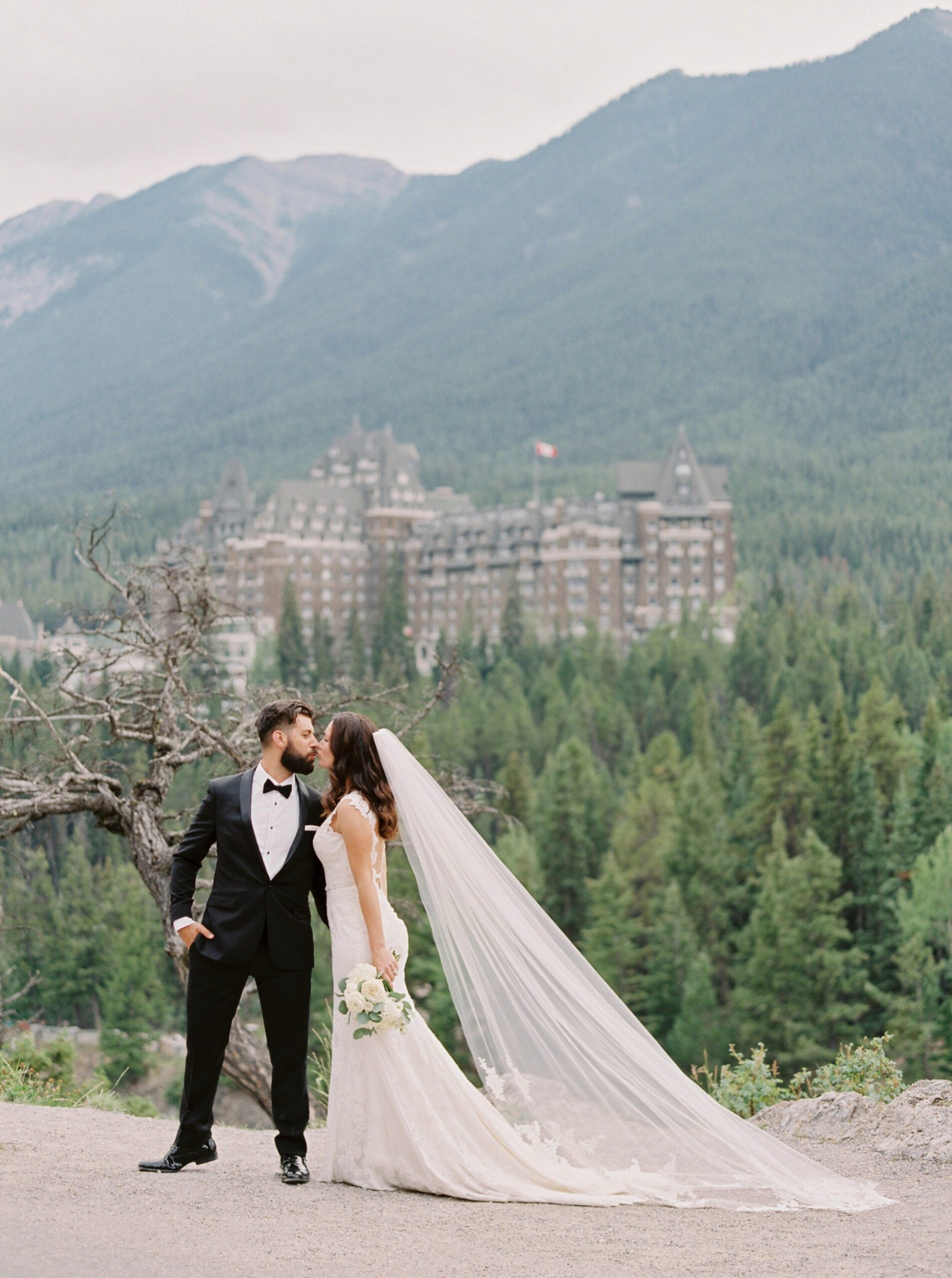 Banff Wedding Photographer_0028.jpg
