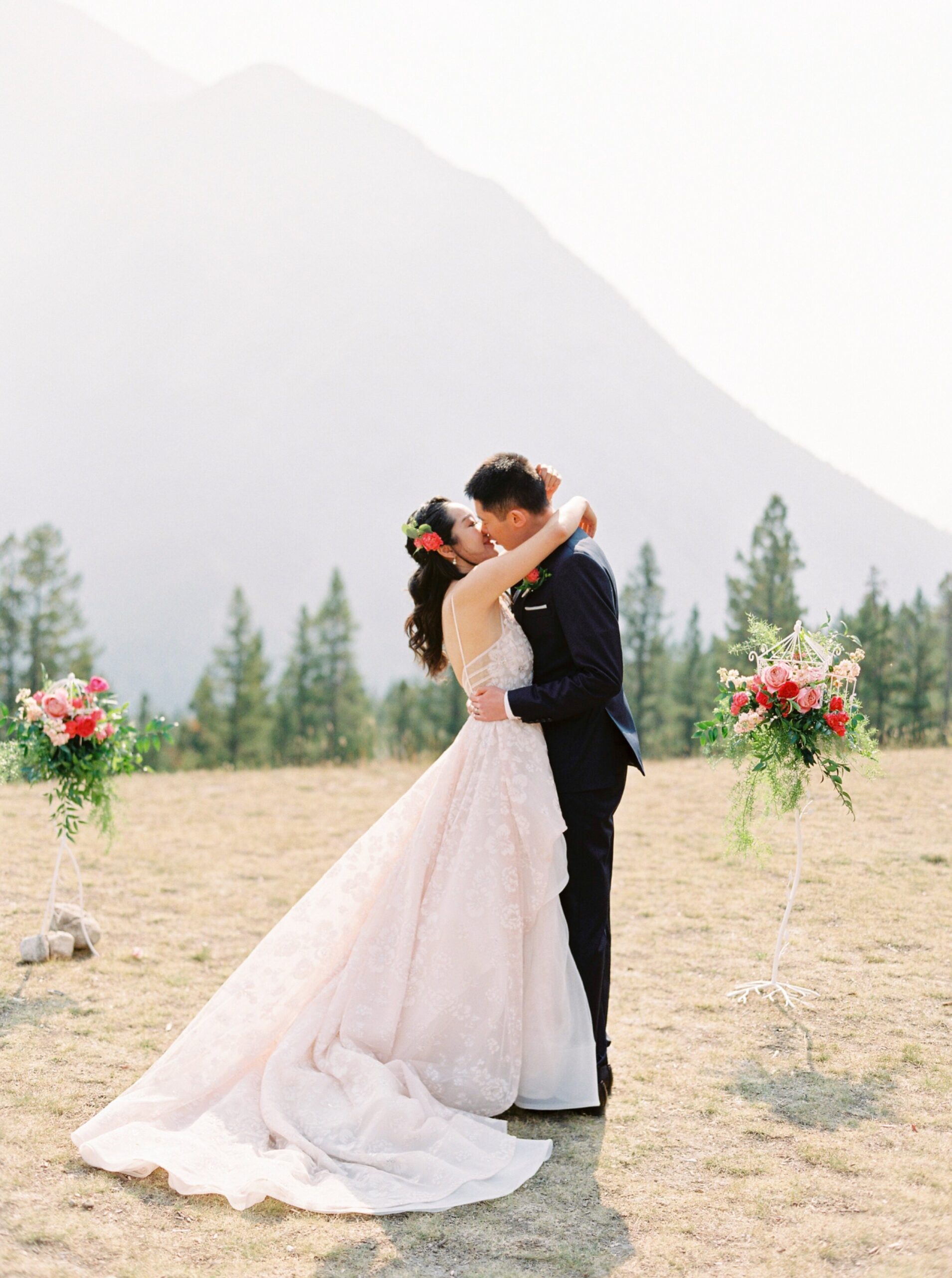  Banff wedding photographer | intimate wedding elopement | outdoor ceremony tunnel mountain | Justine milton photography 