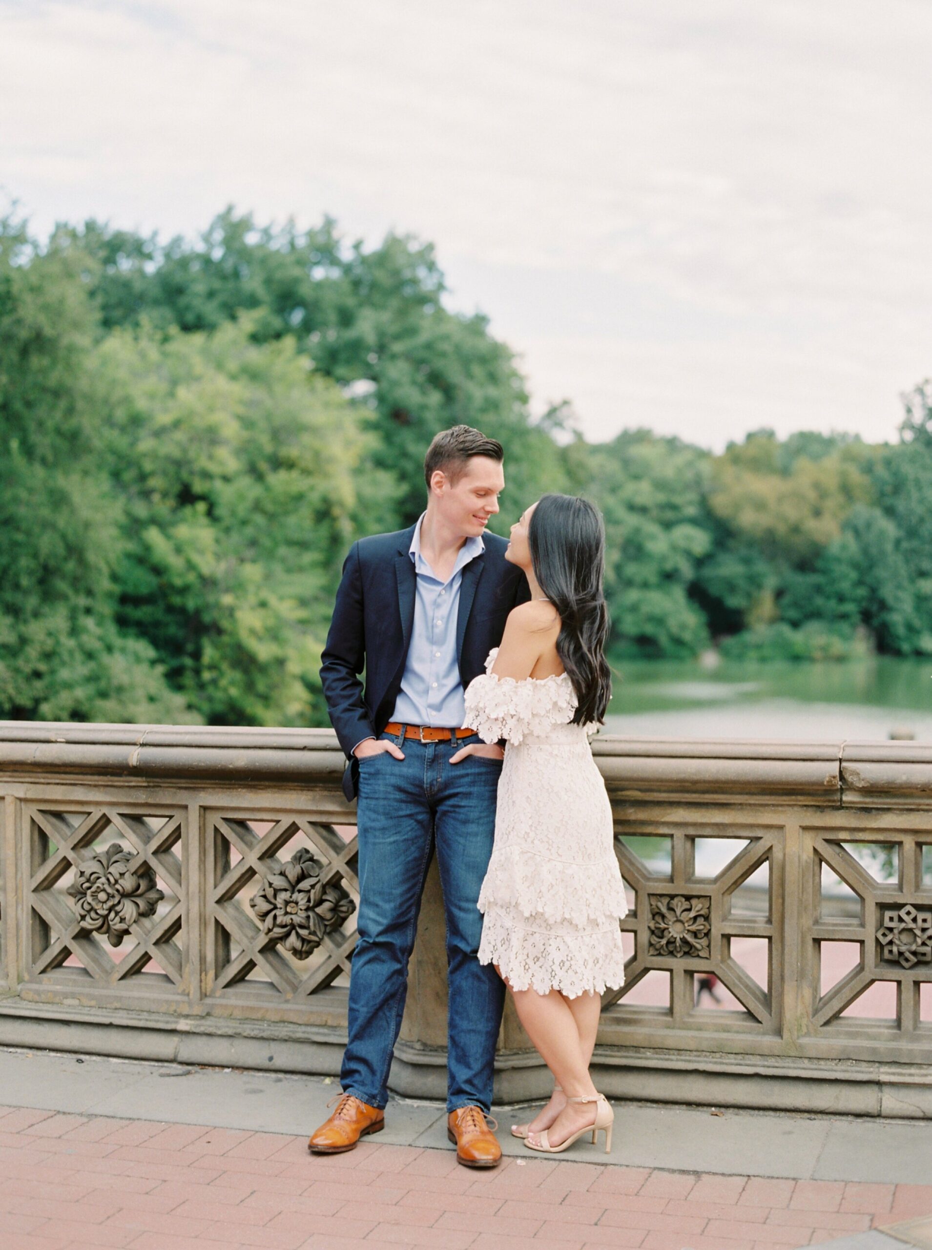  NYC central park engagement photographer | Justine Milton finr at film photography 