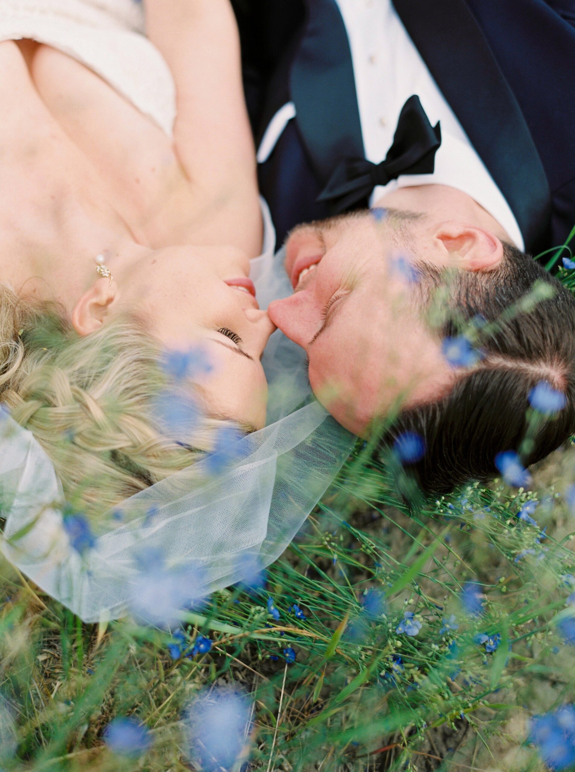  bride and groom pose ideas | Deane House Wedding | Calgary photographer | fine art film photography Justine Milton 