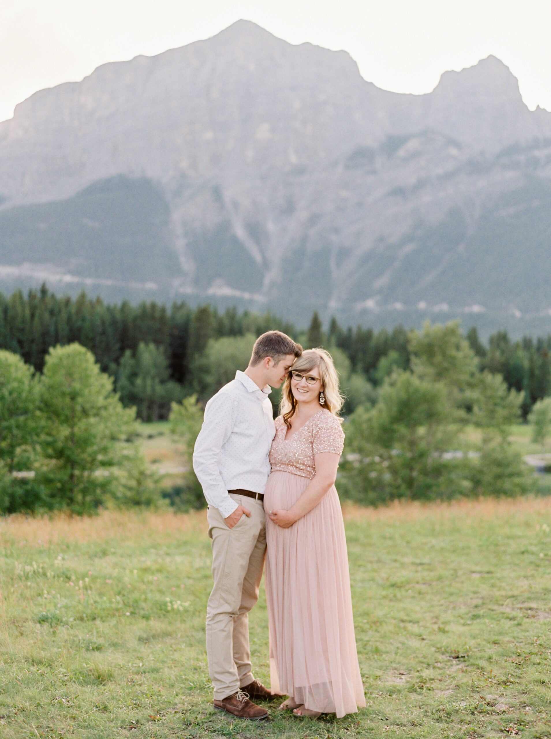 Canmore maternity photographers