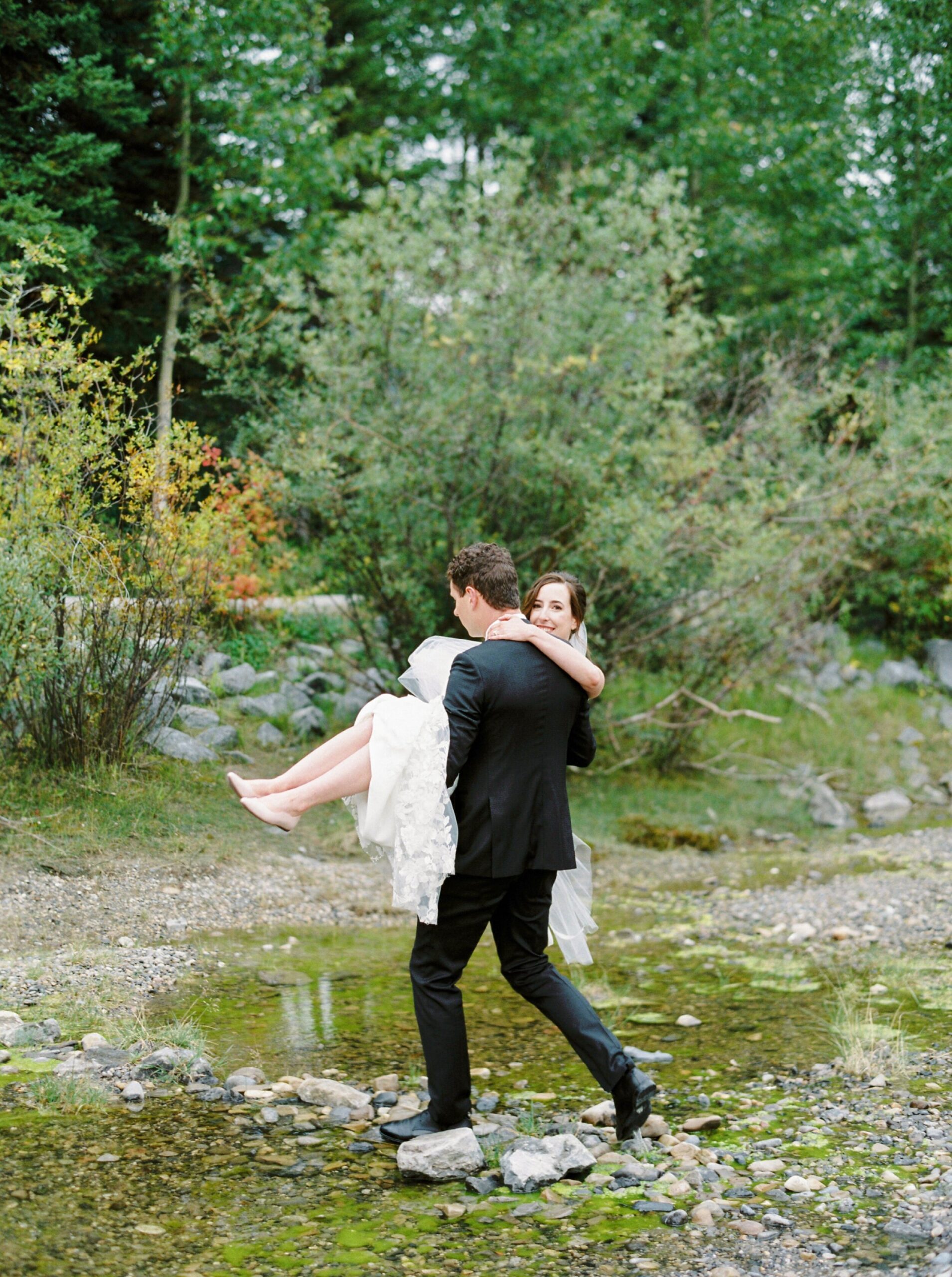  bride and groom portraits in the mountains | pose ideas | The Malcom Canmore Wedding Photographer | Fine Art film wedding photoraphy | portra 400 