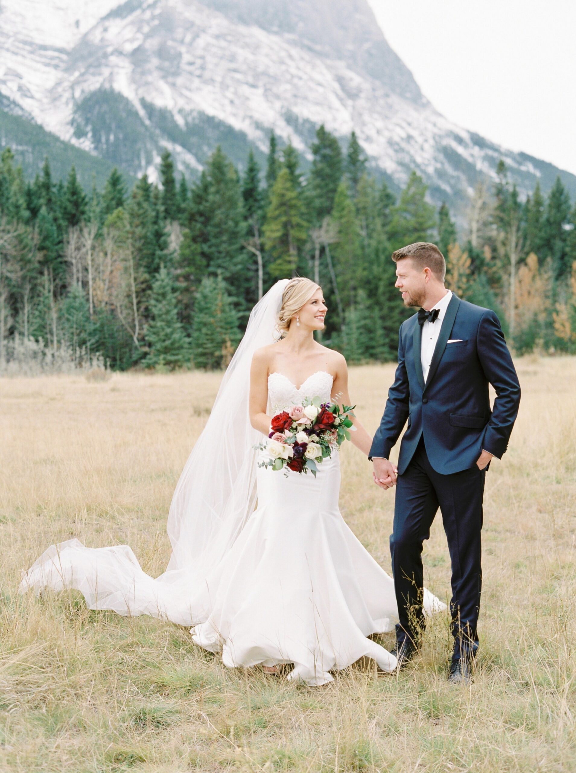  bride and groom pose ideas | Cornerstone Theater & Canmore Ranch Wedding Photographers 