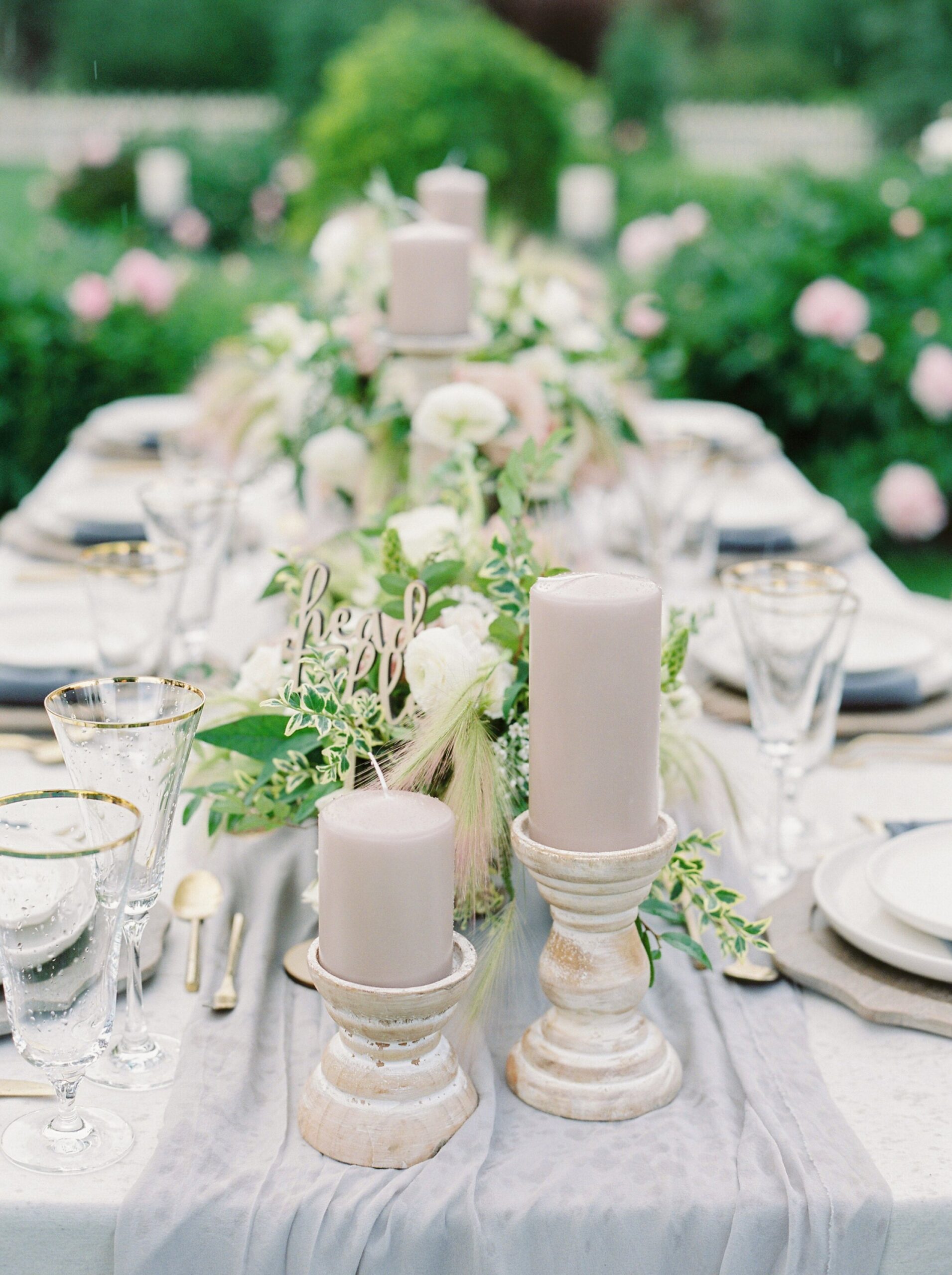  fine art floral and table design wtih neutrals whites and dusty blues | calgary bow valley ranche restaurant wedding photographers 