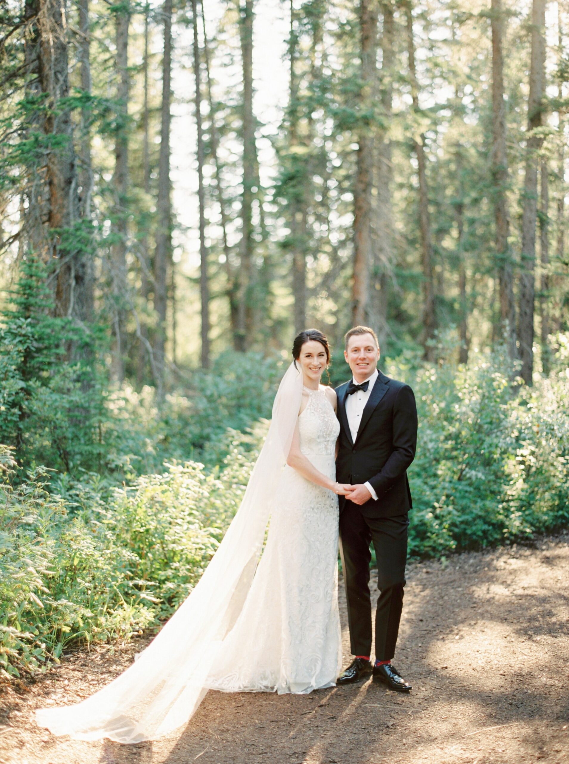  Bride and groom pose ideas | Calgary wedding photographers | griffith woods portrait session | fine art film photographer 