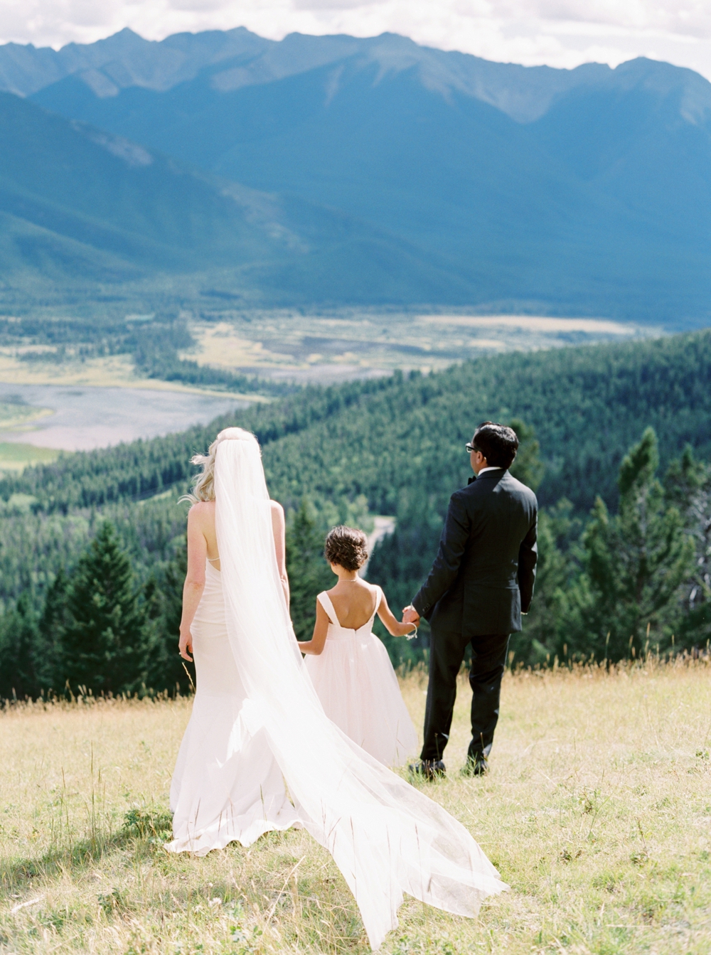 Banff Wedding Photographers | Fairmont Banff Springs Hotel Wedding | Banff Photography