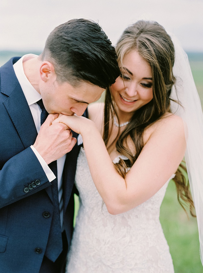 Wedding at The Lake House on Lake Bonavista | Calgary Wedding Photographer | Milton Photography