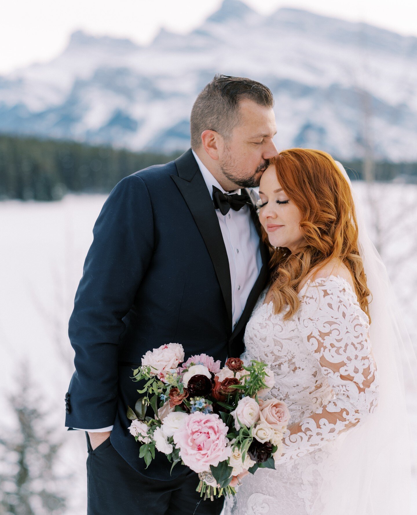 Winter weddings in the mountains are incredible. The summer is amazing too, okay weddings year round in the mountains are incredible, BBUUTTTT in the winter there is less people so you can go to cooler spots for photos without the risk of closed road